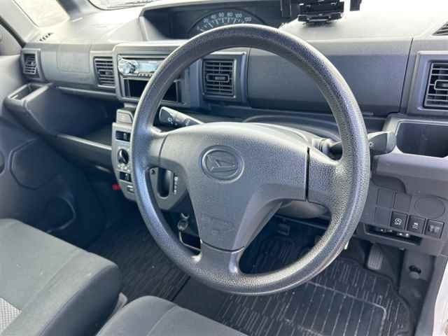 DAIHATSU HIJET CADDIE 2017