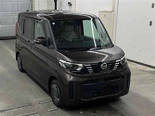 NISSAN ROOX 2025