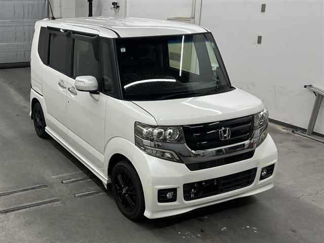 HONDA N BOX 2017