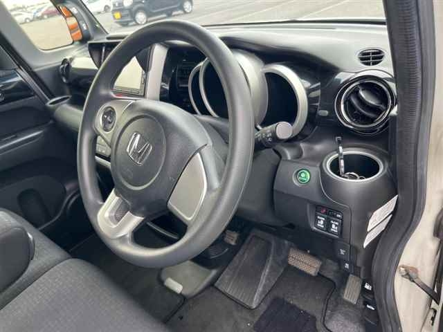HONDA N BOX 2017