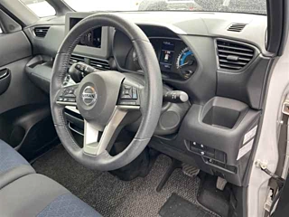 NISSAN ROOX 2020