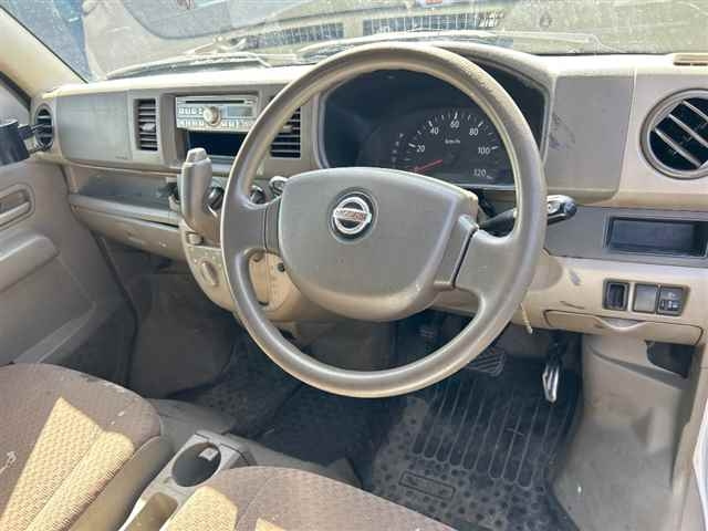 NISSAN CLIPPER VAN 2014