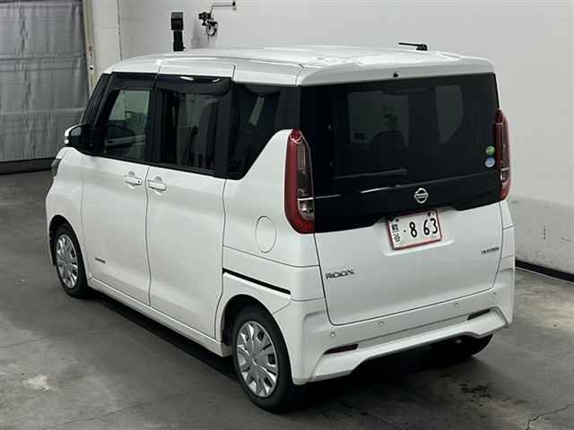 NISSAN ROOX 2020