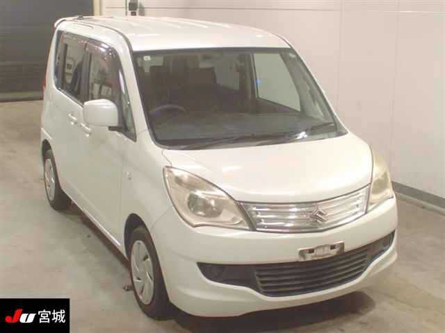 SUZUKI SOLIO 2011