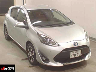 TOYOTA AQUA 2020