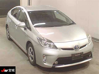 TOYOTA PRIUS 2014