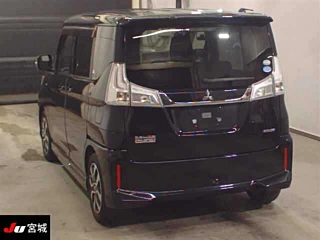 MITSUBISHI DELICA D2 2017