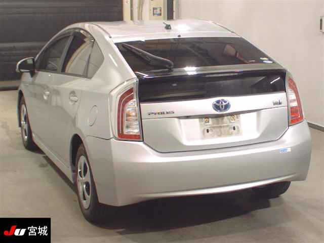 TOYOTA PRIUS 2014