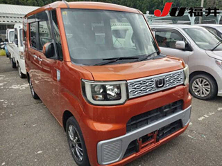 DAIHATSU WAKE 2014