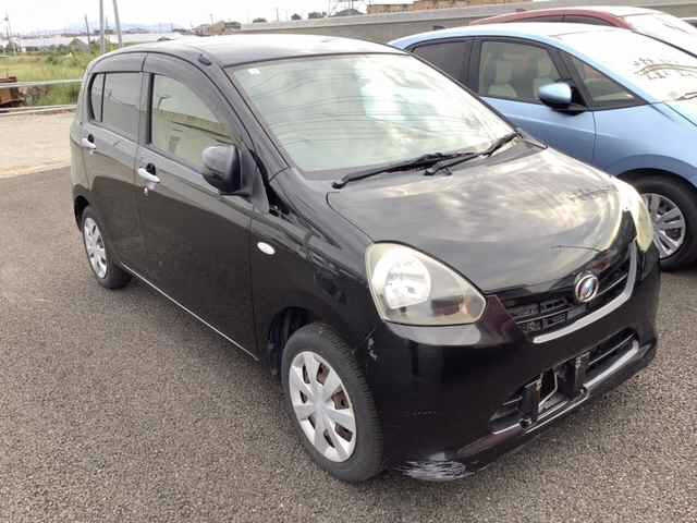 DAIHATSU MIRA E S 2013