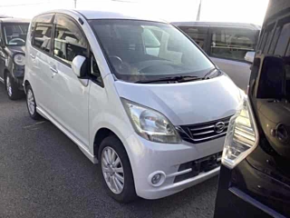 DAIHATSU MOVE 2010