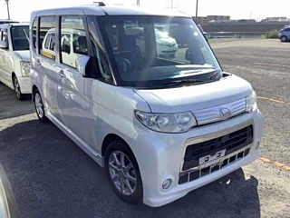 DAIHATSU TANTO 2013