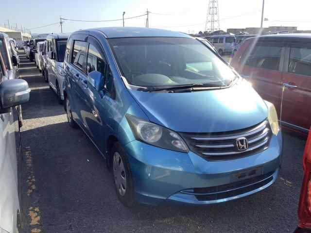 HONDA FREED 2010