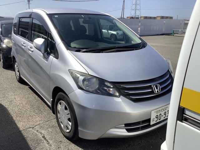 HONDA FREED 2009