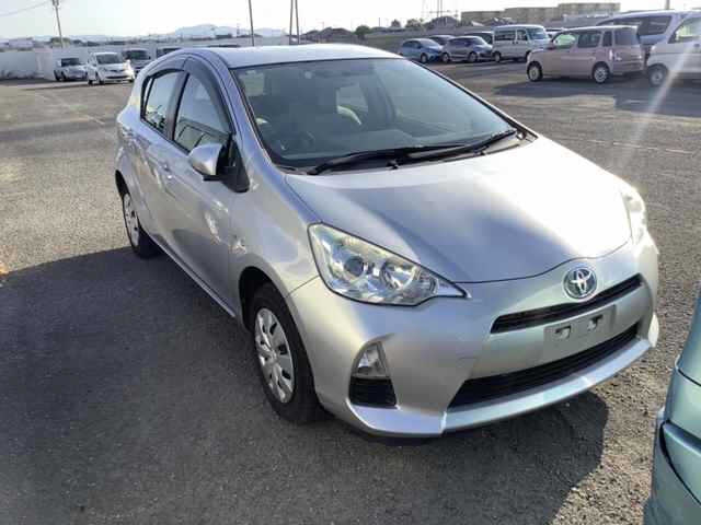 TOYOTA AQUA 2014