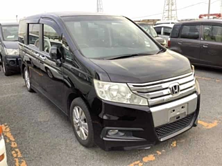 HONDA STEP WAGON 2011