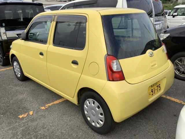 DAIHATSU ESSE 2011