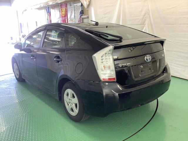 TOYOTA PRIUS 2010