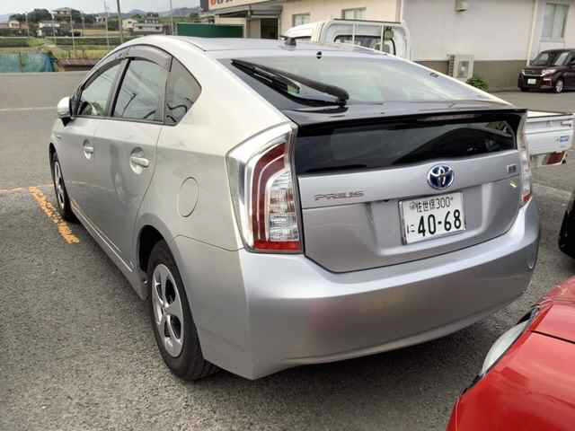 TOYOTA PRIUS 2014
