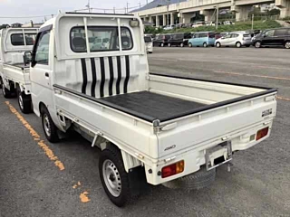 DAIHATSU HIJET TRUCK 2011