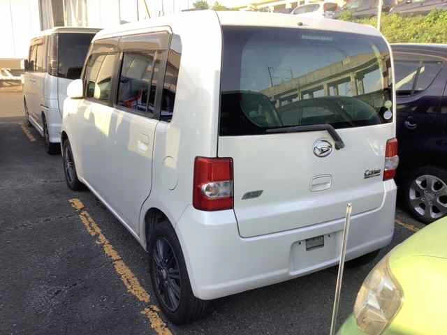 DAIHATSU MOVE CONTE 2013