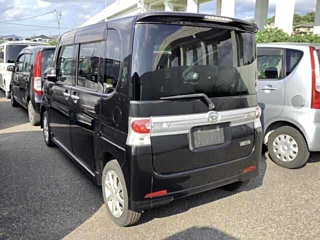DAIHATSU TANTO 2011