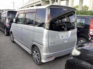 NISSAN ROOX 2012