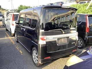 DAIHATSU TANTO 2008