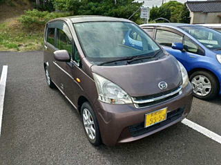 DAIHATSU MOVE 2012