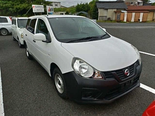 NISSAN AD 2017