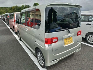 DAIHATSU TANTO 2012