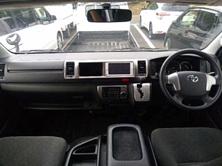 TOYOTA HIACE 2014