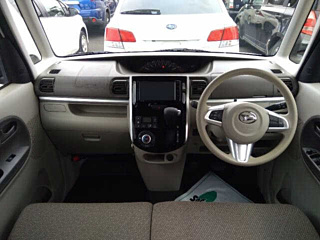 DAIHATSU TANTO 2018