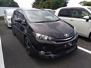 TOYOTA WISH 2012