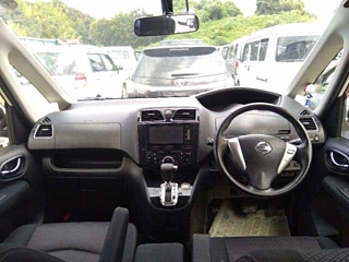 NISSAN SERENA 2012