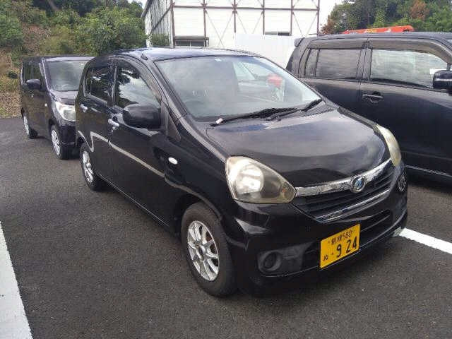 DAIHATSU MIRA E S 2013