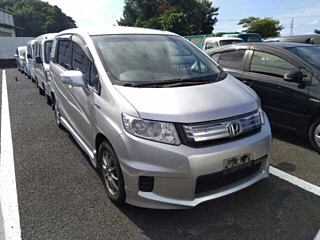HONDA FREED 2011