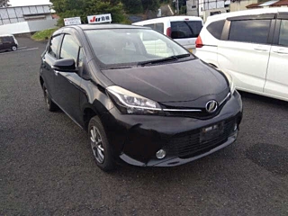 TOYOTA VITZ 2016