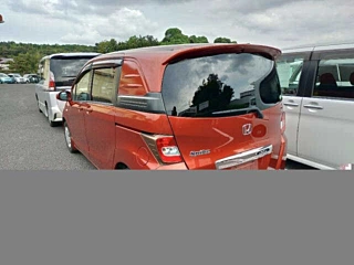 HONDA FREED 2010