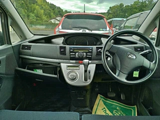 DAIHATSU MOVE 2009