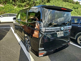 TOYOTA VOXY 2022