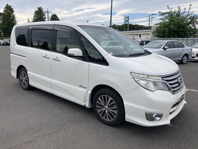 NISSAN SERENA 2014