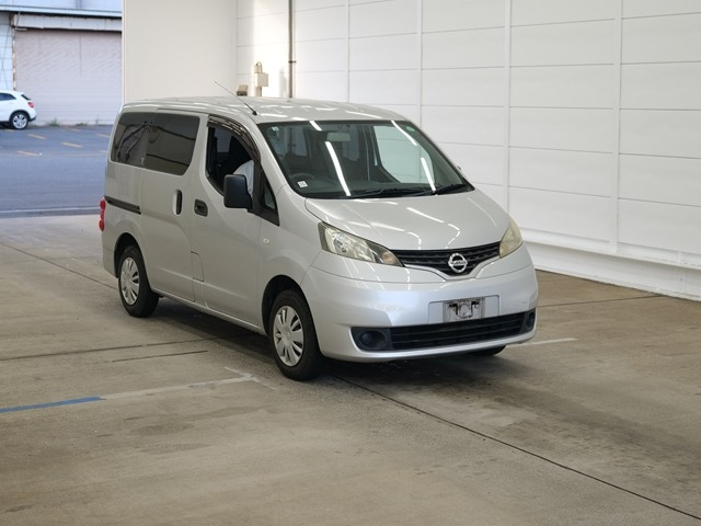 NISSAN NV200 2014