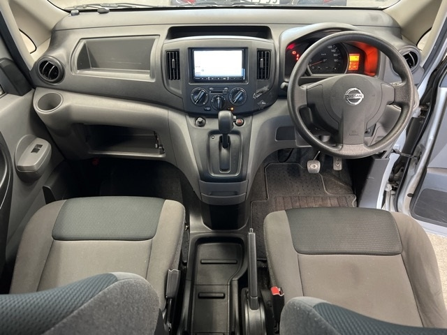 NISSAN NV200 2014