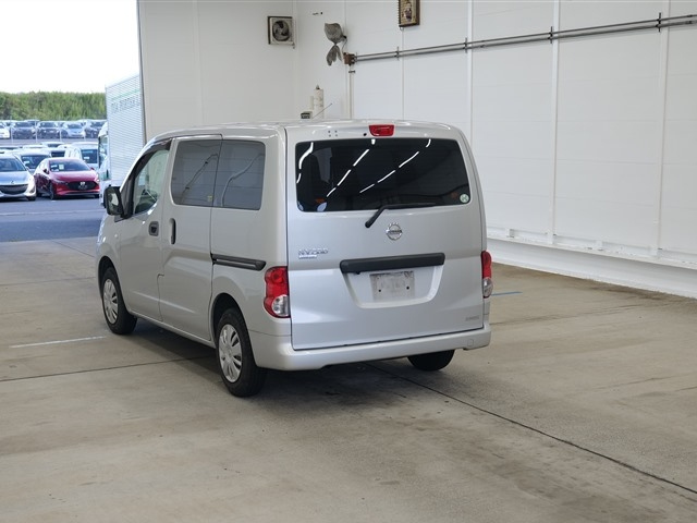 NISSAN NV200 2014