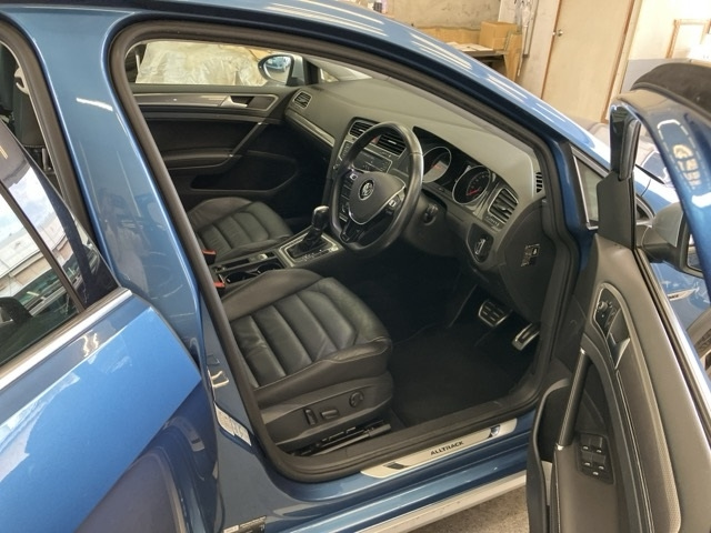 VOLKSWAGEN GOLF ALLTRACK 2016