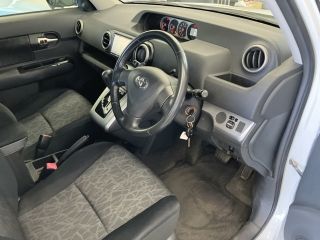TOYOTA COROLLA RUMION 2012