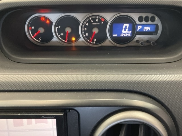 TOYOTA COROLLA RUMION 2012