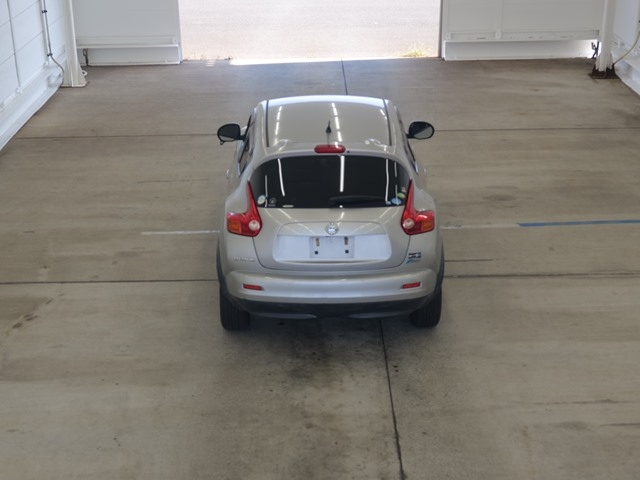 NISSAN JUKE 2010