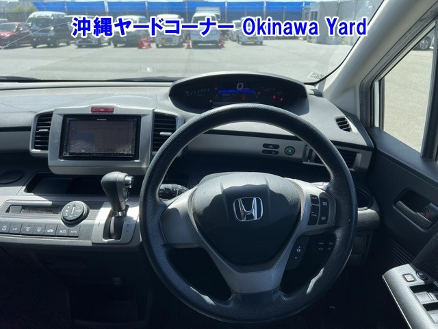 HONDA FREED 2013
